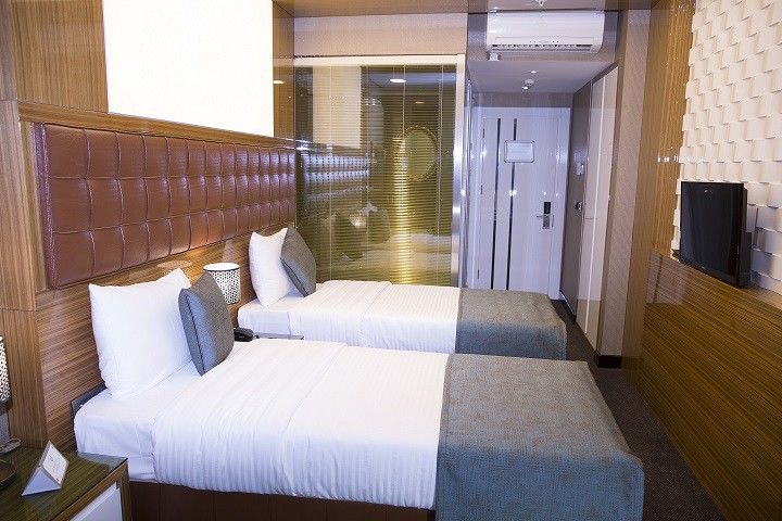 Atasehir Palace Hotel & Conference Istanbul Exterior foto